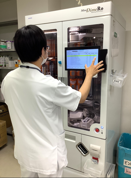 散薬ロボット