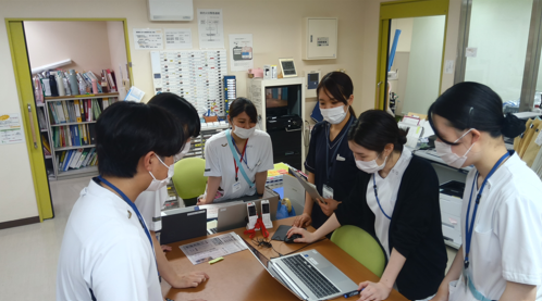 朝礼での情報収集
